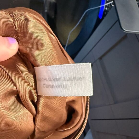 Vintage St Croix Men’s Large Cognac Brown 100% Leather Jacket - Picture 5 of 5